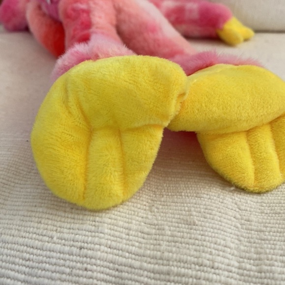 17" Huggy Wuggy Poppy Playtime Kissy Missy Scary Pink Hanging Suction Cup Plush - Picture 6 of 8